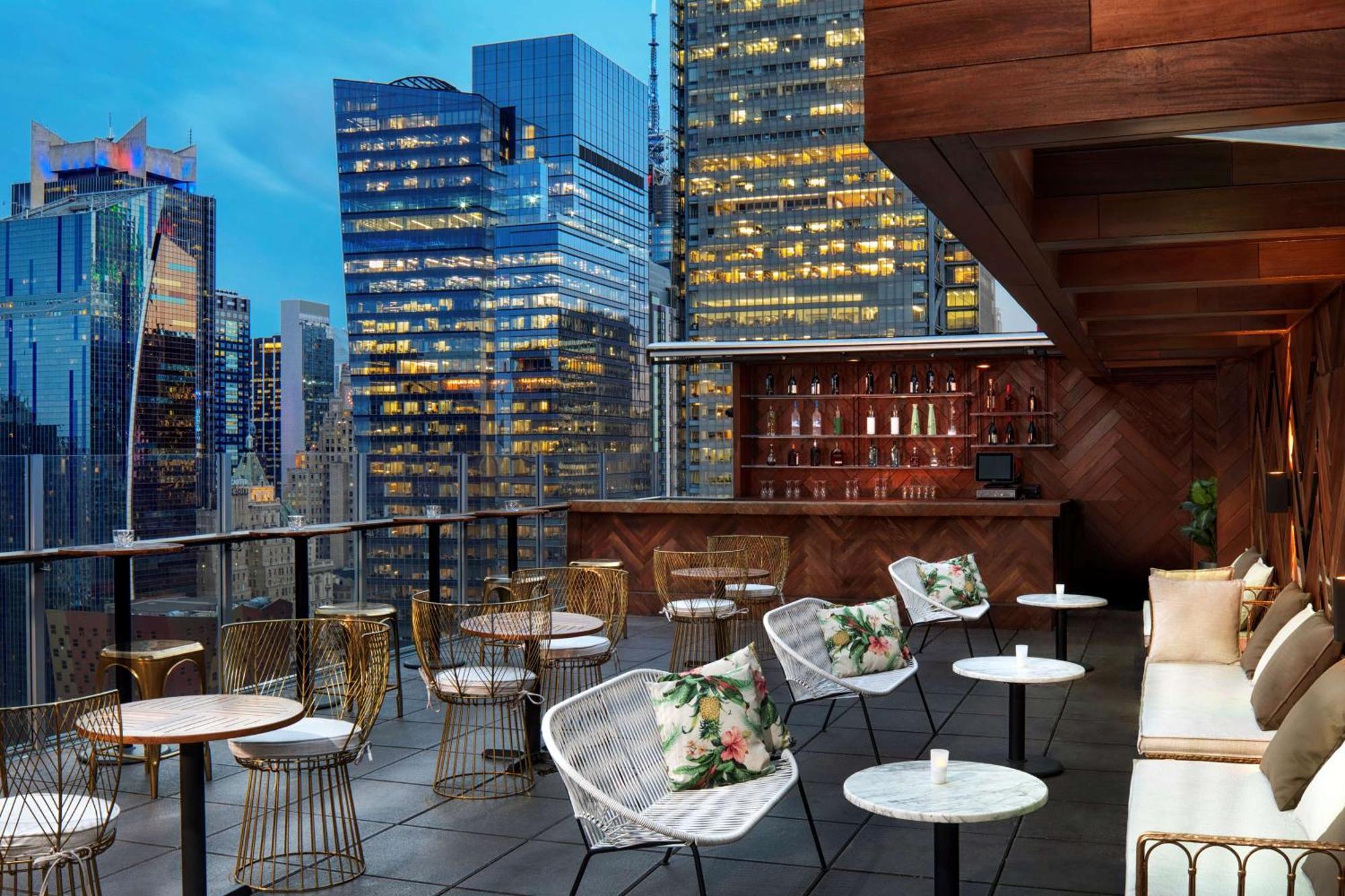 Doubletree By Hilton New York Times Square West Hotell Eksteriør bilde
